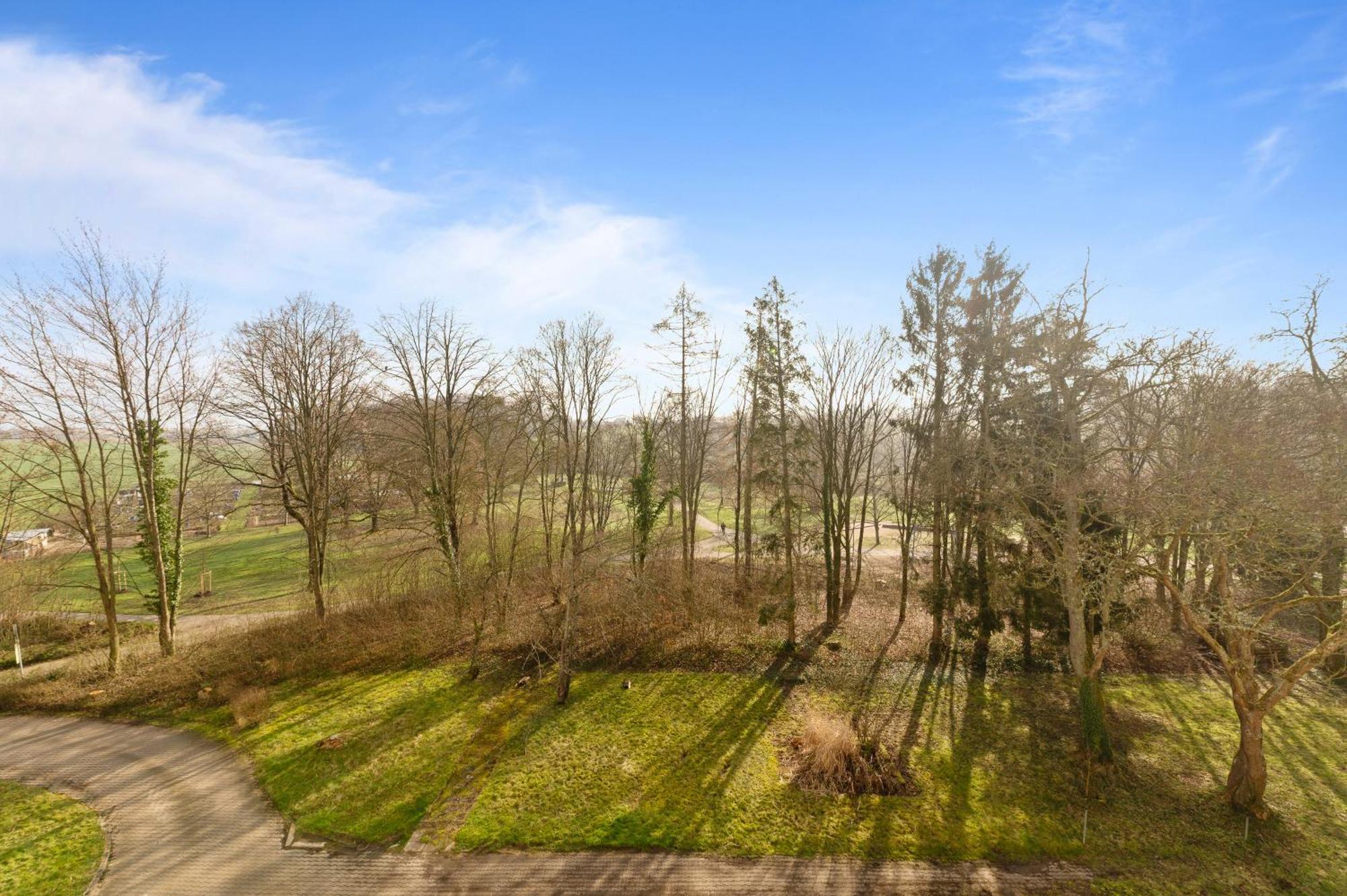 Roomfall Am Kurpark Mit Blick Ins Gruene-Parkplatz-Waschmaschine-Kueche-Wifi 巴特拉珀瑙 外观 照片